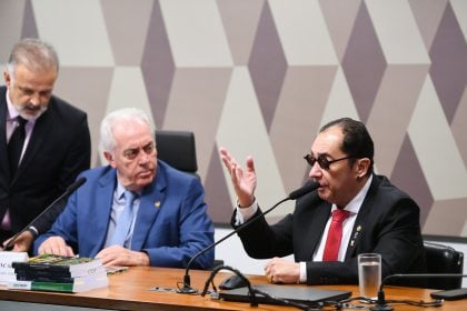 CCJ do Senado retira da pauta proposta que acaba com reeleição de presidente, governadores e prefeitos