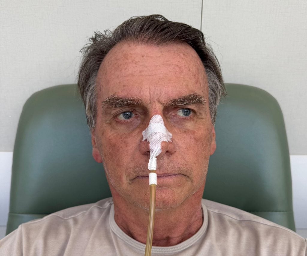Bolsonaro tem previsão de alta ‘nos próximos dias’, diz novo boletim médico