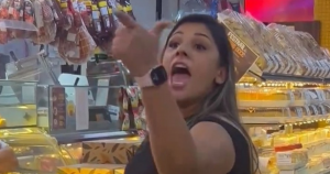 Justiça condena mulher que fez ofensas homofóbicas a casal em SP