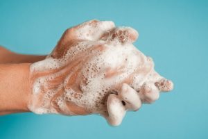 Entenda o que é o herpes ocular e como prevenir a doença