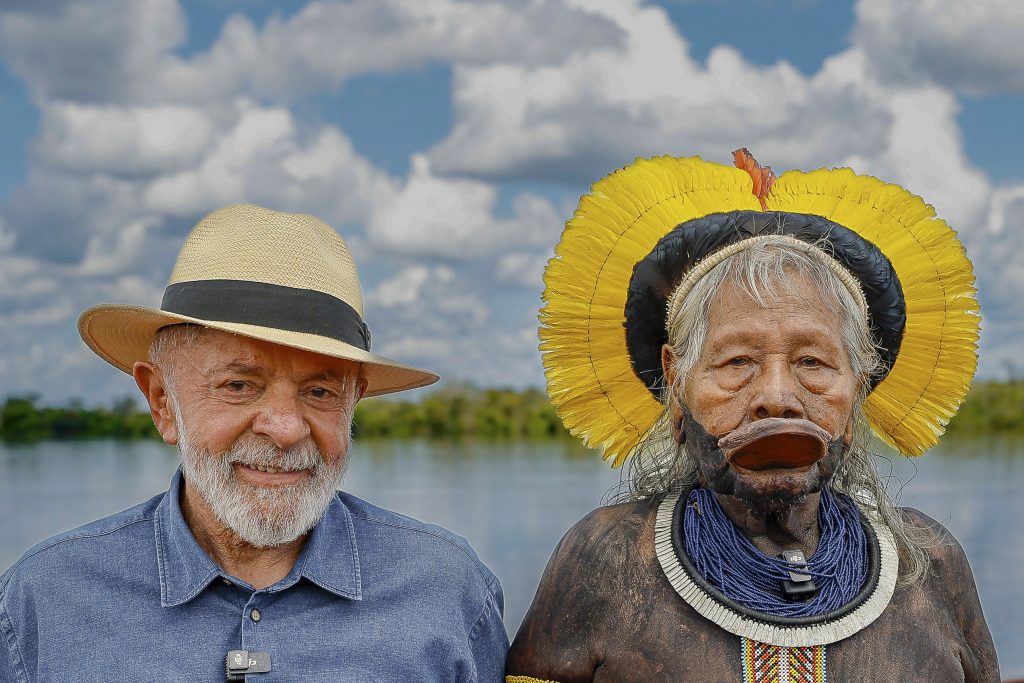 A mensagem do cacique Raoni a Lula sobre pesquisar petróleo na Margem Equatorial