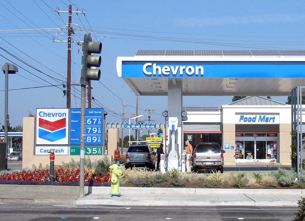 Chevron deve pagar US$ 745 milhões por poluição, ordena júri nos EUA