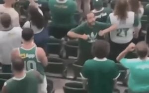 Conmebol investiga o Palmeiras por gesto racista de torcedor na Libertadores