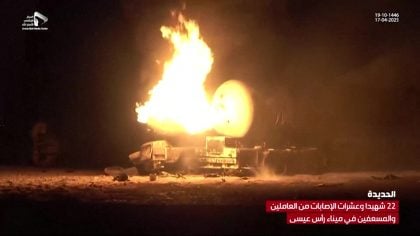 EUA lança ataque em região controlada pelos Houthis no Iêmen e mata 74 pessoas