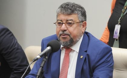 STJ mantém condenação de Quaquá a 3 anos de prisão por fechar aeródromo em Maricá