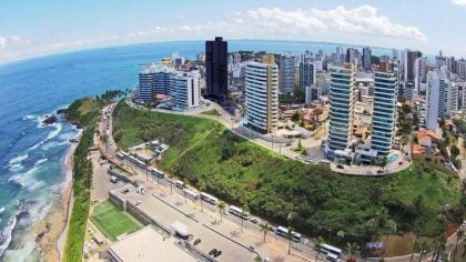 Juiz vê irregularidades em edital e suspende leilão de área verde em Salvador