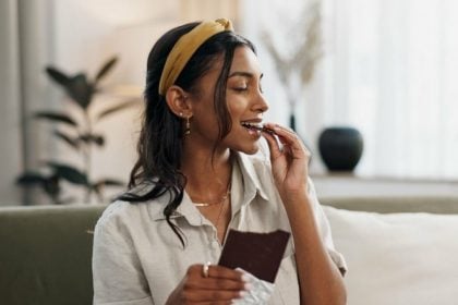 Veja como consumir chocolate de maneira saudável e equilibrada