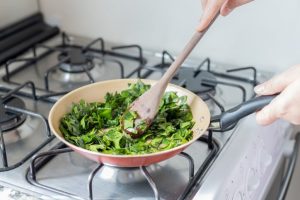 5 motivos para incluir a ora-pro-nóbis na alimentação