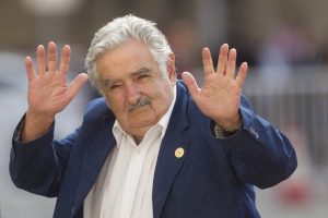 Uruguai se despede do popular ex-presidente 'Pepe' Mujica