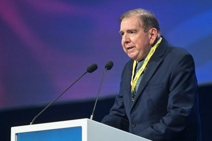 Opositor venezuelano Edmundo González é internado na Espanha