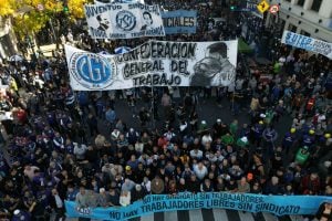 Morte de operário brasileiro em máquina trituradora na Argentina gera revolta de trabalhadores