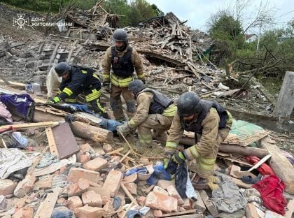 Escalada nos ataques russos contra a Ucrânia aumenta a distância para um acordo de paz