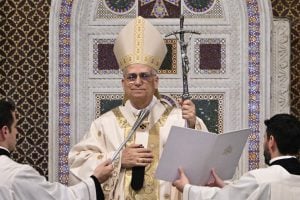 Leão XIV toma posse da cátedra de bispo de Roma