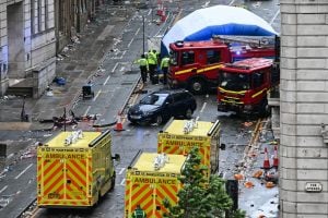 Acusado de atropelamento em massa em Liverpool se apresenta pela 1ª vez à Justiça