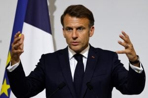 União Europeia e Reino Unido eram mais fortes juntos, diz Macron em Londres