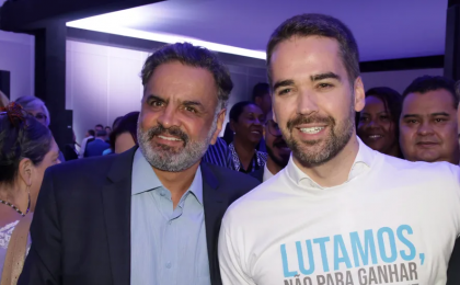 A alfinetada de Aécio em Eduardo Leite após o governador gaúcho trocar o PSDB pelo PSD