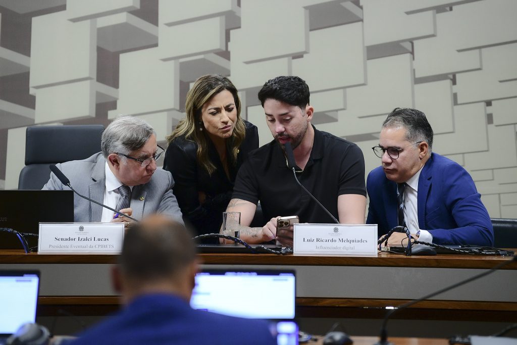 Rico Melquíades, que depôs na CPI das Bets, fechou acordo de R$ 1 milhão com o MP