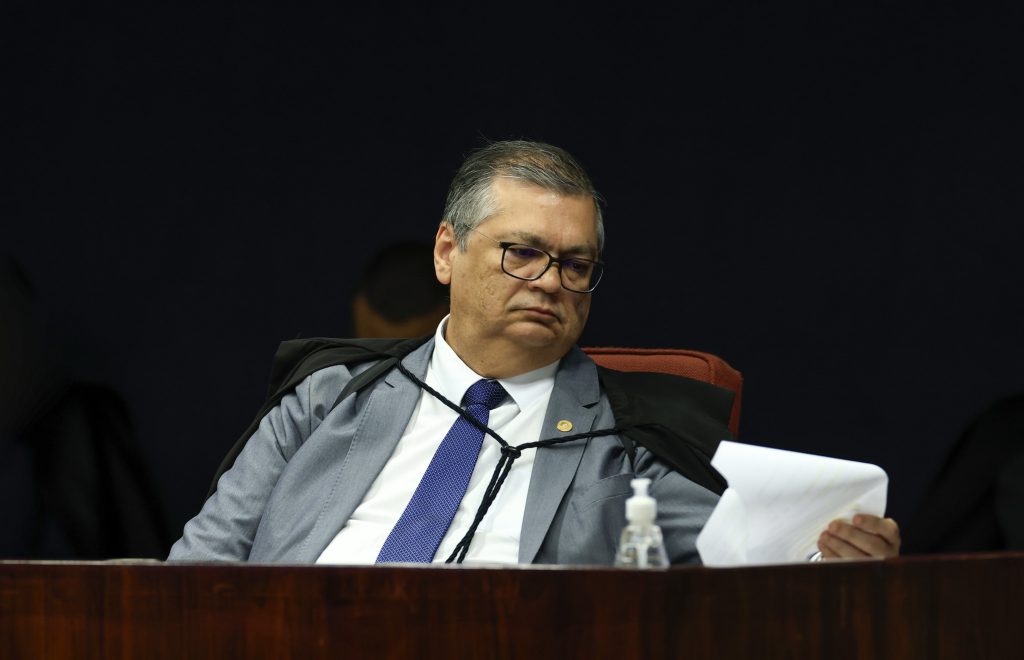 Dino oficia o CNJ sobre penduricalhos retroativos de juízes