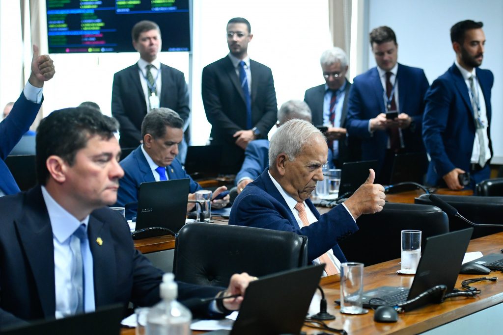 Senado aprova projeto para criar o crime de narcocídio; entenda