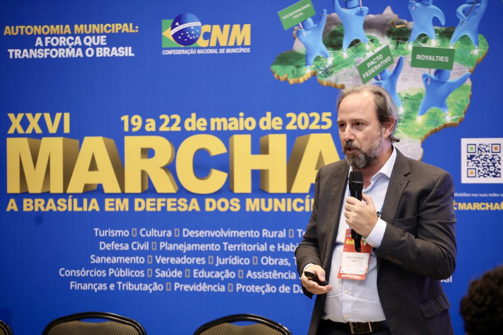 Sebrae leva propostas sobre crédito e compras públicas à Marcha dos Prefeitos