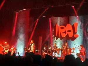 Após polêmica, Ira! faz show memorável em São Paulo com gritos de 'sem anistia'