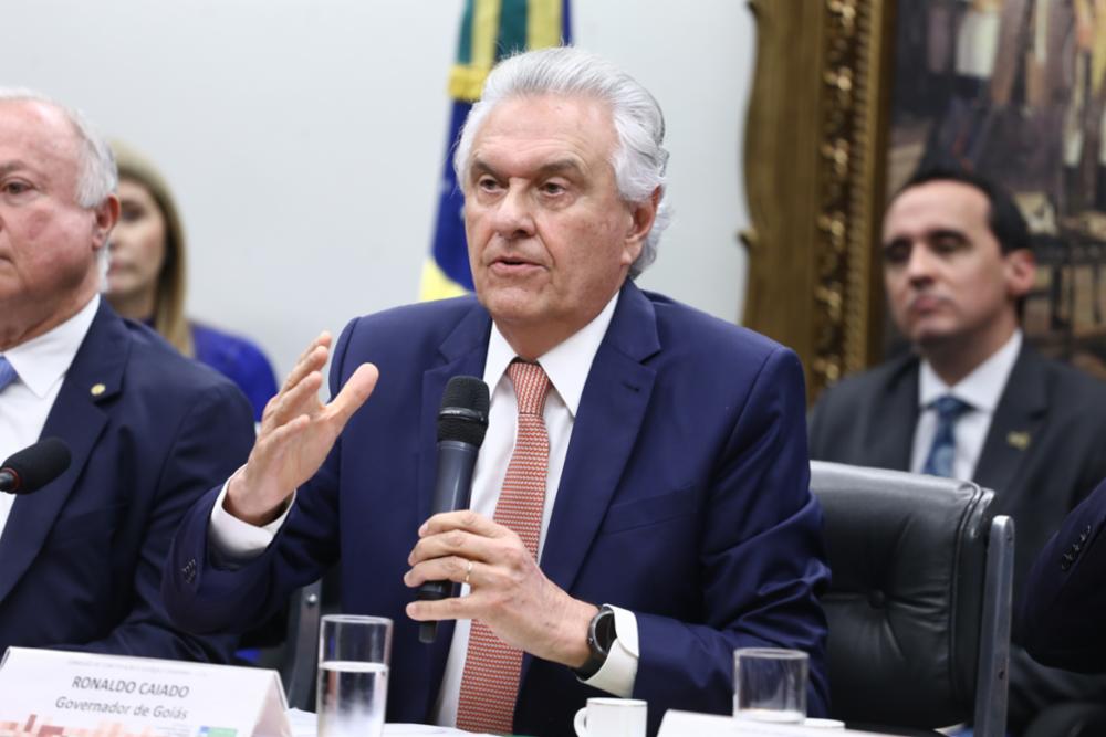 Caiado chama PEC da Segurança de ‘cortina de fumaça’ e diz que aprovação é presente para facções