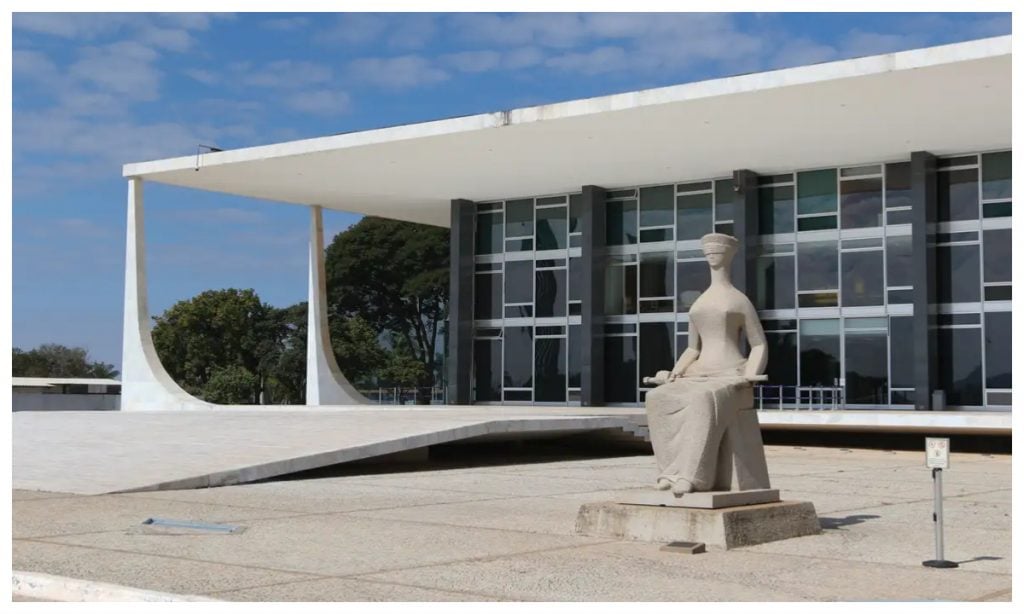 STF mantém regra que impede registro de candidato que não presta conta