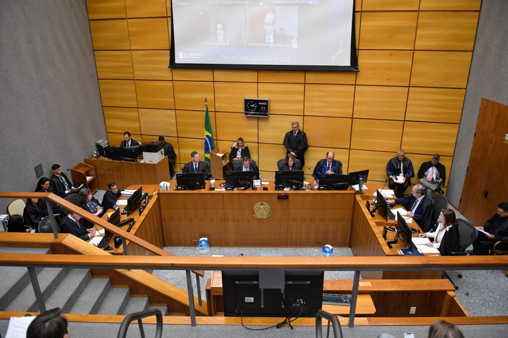 Em caso contra a ‘Globo’, STJ decide que não cabe ao ofensor aprovar o texto do direito de resposta