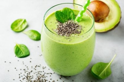 7 vitaminas caseiras ricas em proteínas