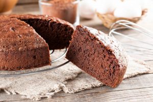 7 receitas de bolo fit para o lanche