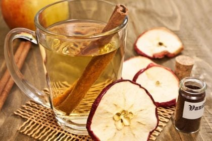 7 chás para ajudar a combater o inchaço