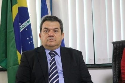 Lula escolhe desembargador do TRF-1 para vaga no STJ