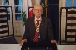 Morre no Rio, aos 97 anos, o escritor e gramático Evanildo Bechara