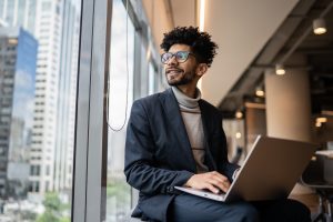 Notebook não é tudo igual: o que os modelos corporativos entregam que os outros não