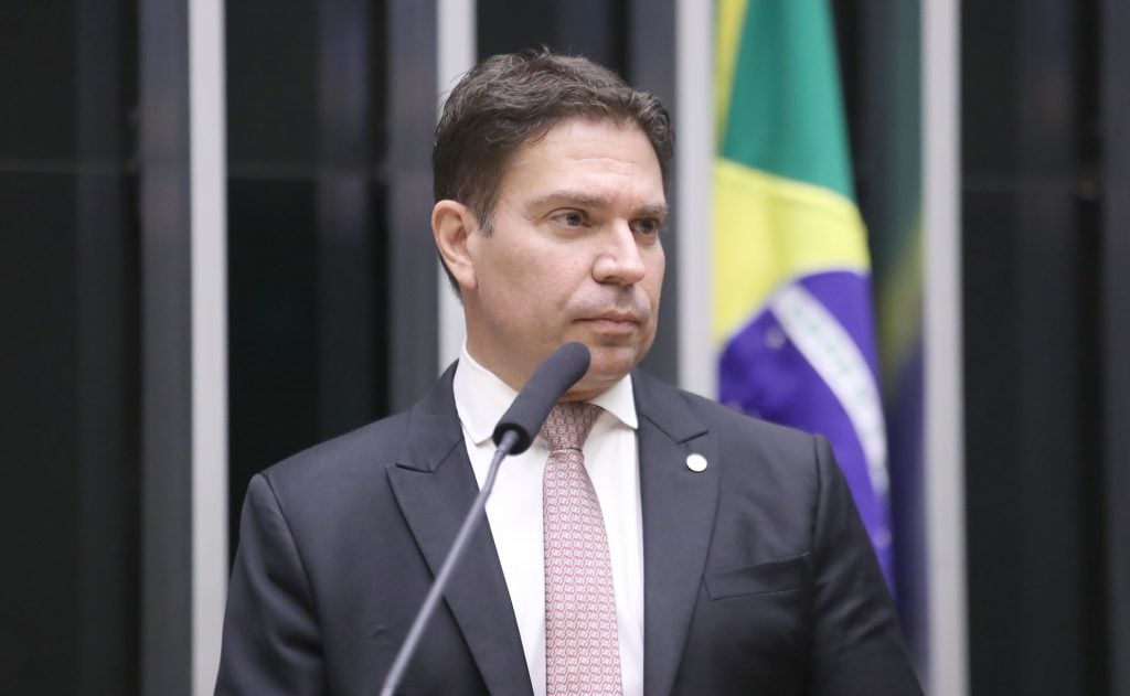 Entenda por que o STF condenou Ramagem a apenas 3 crimes no julgamento do golpe