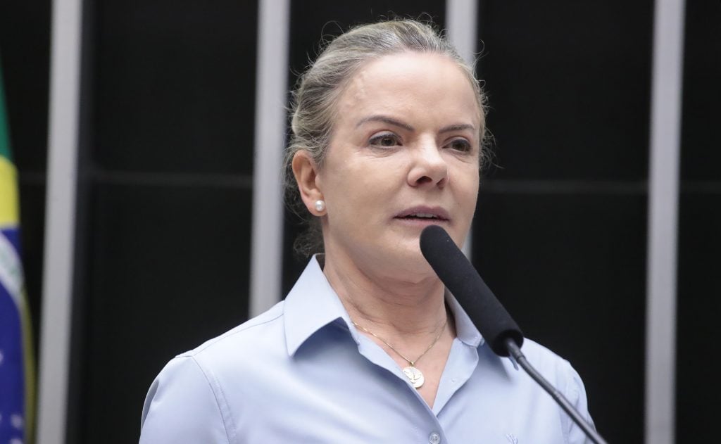 CPMI do INSS pode atrapalhar investigação e atrasar o ressarcimento, diz Gleisi