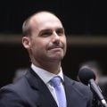 Gonet se posiciona contra pedido de prisão de Eduardo Bolsonaro