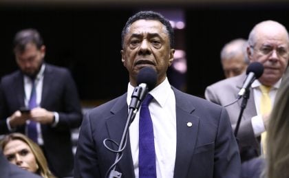 Relator propõe elevar para 531 o número de deputados federais