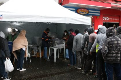 Inverno em São Paulo: Viu alguém passando frio na rua? Saiba como pedir ajuda