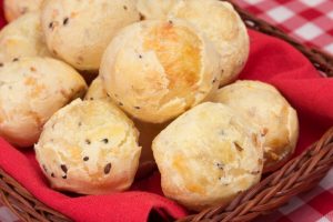 5 receitas de pão de queijo fit