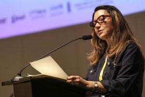 Juiz nega liminar contra viagens de Janja e dá 20 dias para governo explicar gastos