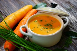 8 sopas e cremes detox para ficar em forma no outono