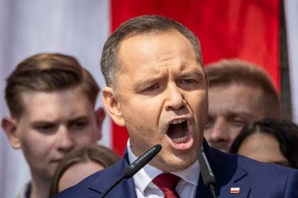 Novo presidente da Polônia tem passado obscuro