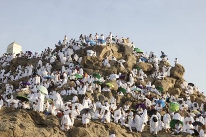 Muçulmanos chegam ao Monte Arafat, auge da peregrinação a Meca