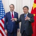 EUA e China retomam negociações comerciais