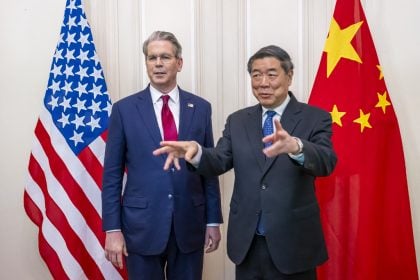 EUA e China retomam negociações comerciais