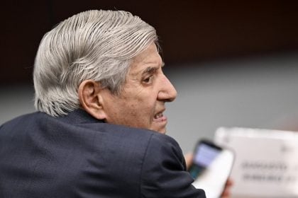Augusto Heleno fica em silêncio e não responde às perguntas de Moraes