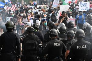 Trump ordena novas operações contra imigrantes em Los Angeles, Chicago e Nova York