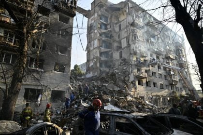 Ataques russos deixam pelo menos 16 mortos em Kiev