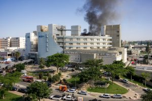 Embaixada do Brasil em Israel começa processo para identificar brasileiros que desejam sair do país
